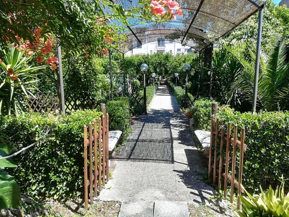 Il Giardino Degli Agrumi Caserta Exterior foto